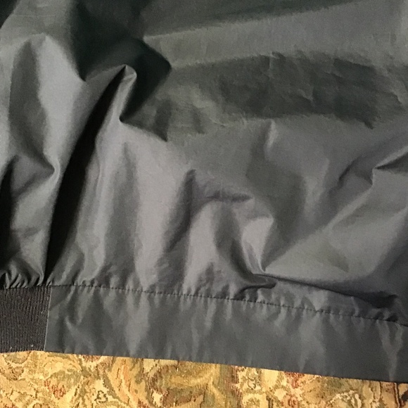 💚 3/$25 Van Heusen large black jacket with silver zipper - Picture 7 of 10